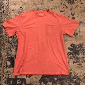 Pink Vineyard Vines t shirt